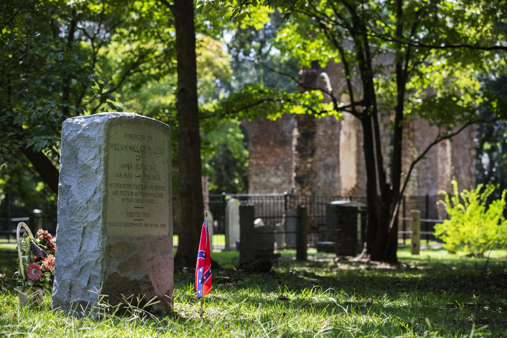 Confederate Grave.jpg